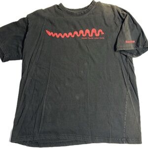 Vintage Reebok T-Shirt‎ Black Men’s Size L More Train. Less Pain.